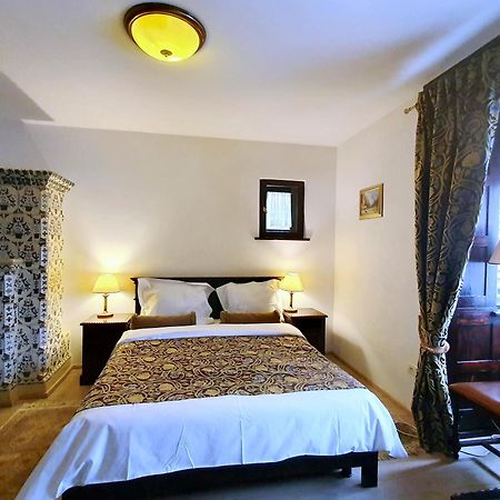 Vila Leonida - Resort Leonida Buşteni Buitenkant foto