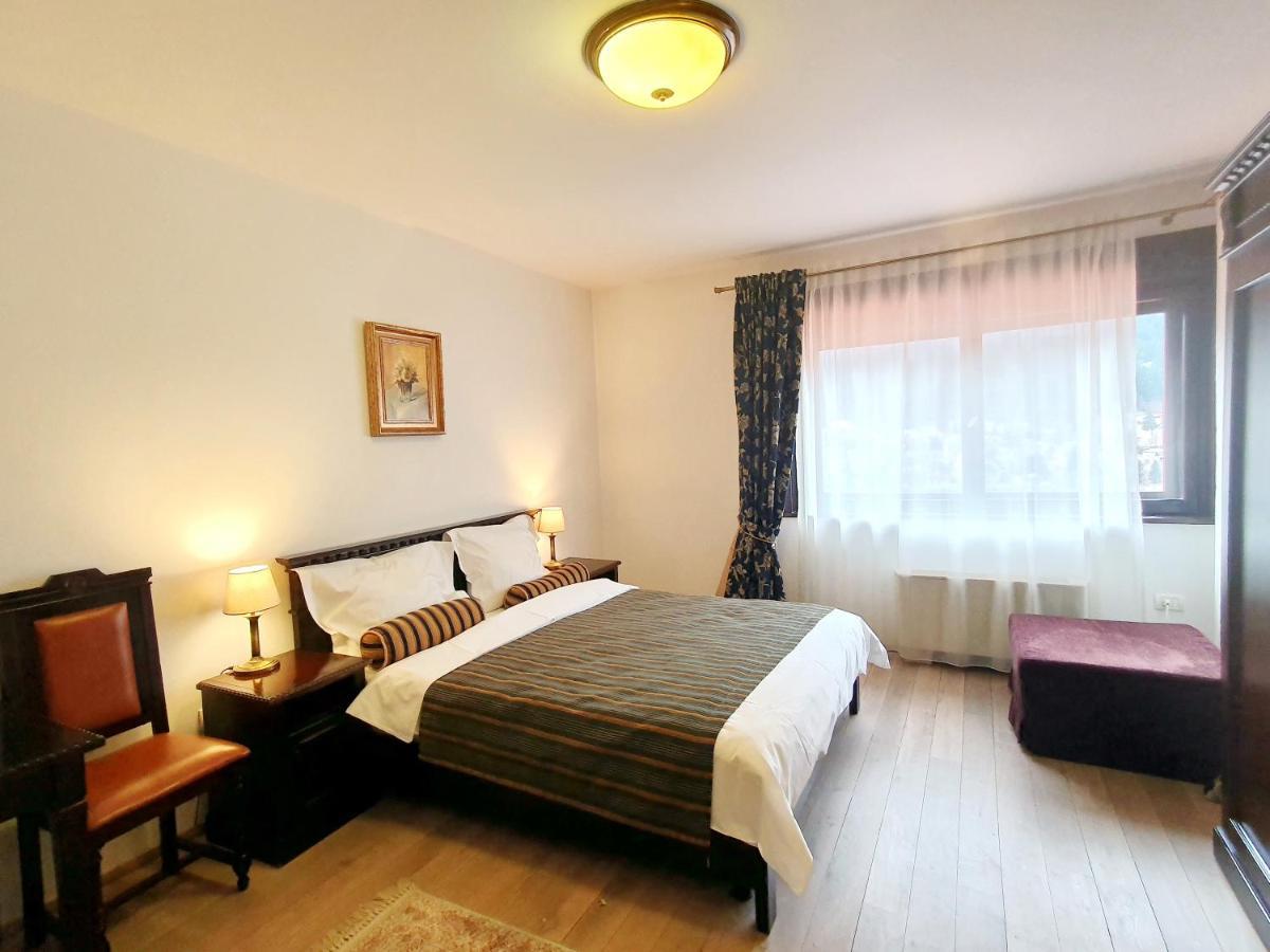 Vila Leonida - Resort Leonida Buşteni Buitenkant foto