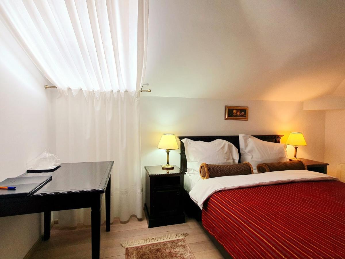 Vila Leonida - Resort Leonida Buşteni Buitenkant foto
