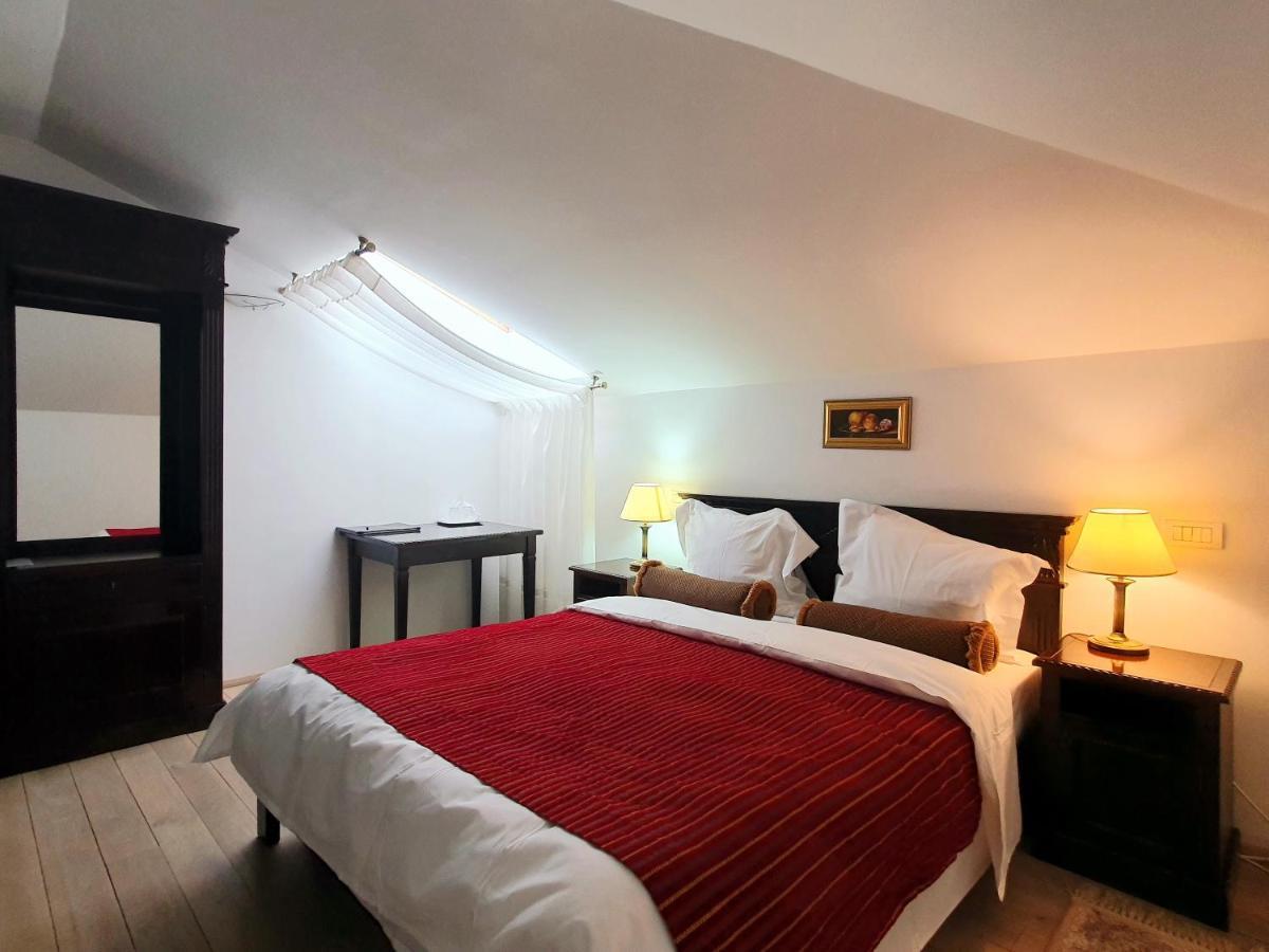 Vila Leonida - Resort Leonida Buşteni Buitenkant foto