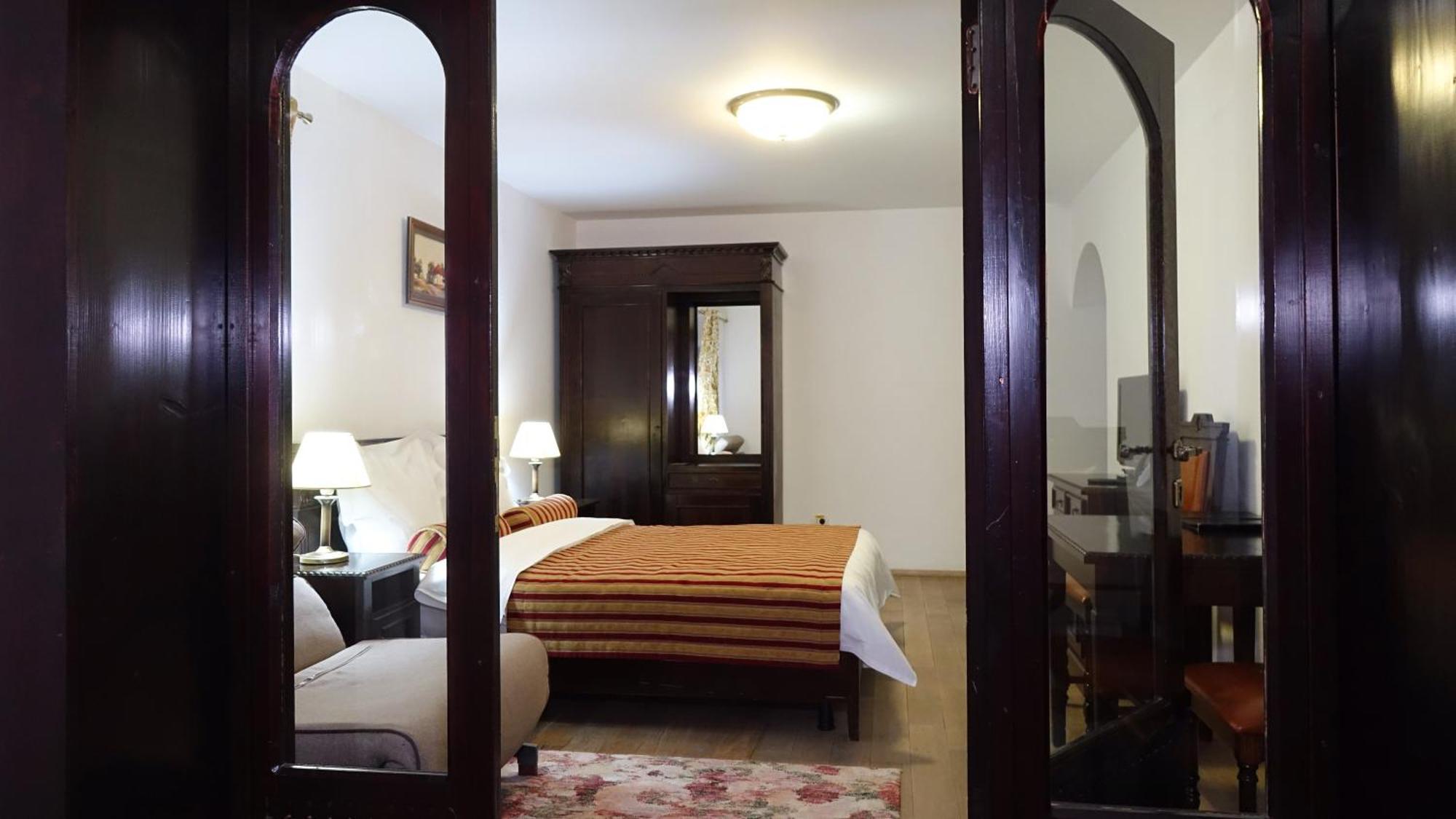 Vila Leonida - Resort Leonida Buşteni Buitenkant foto