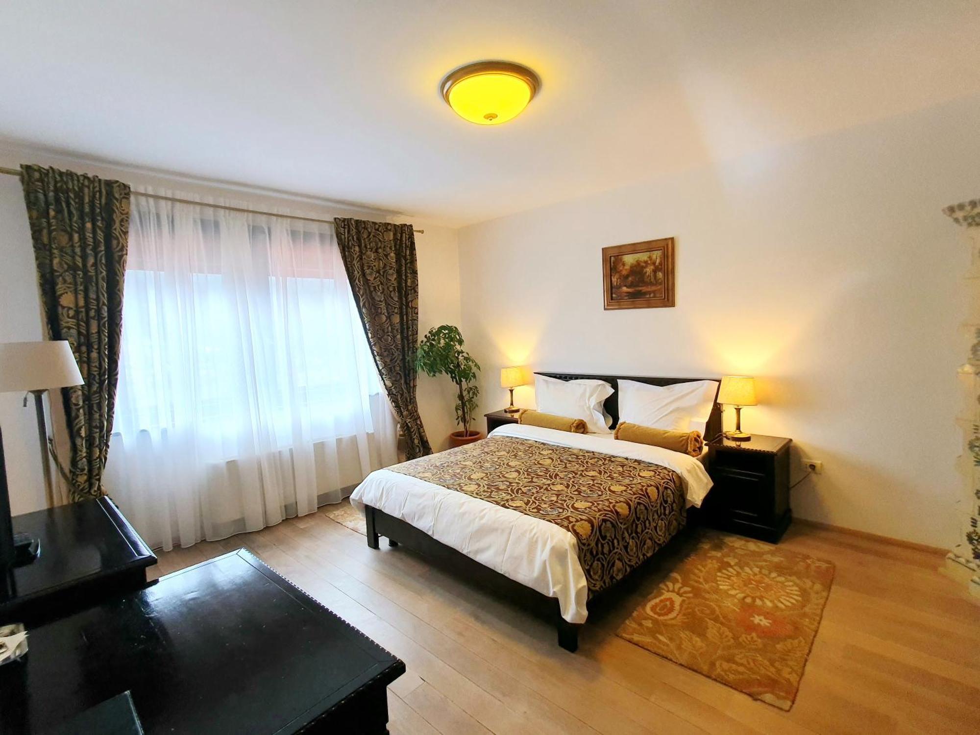 Vila Leonida - Resort Leonida Buşteni Buitenkant foto