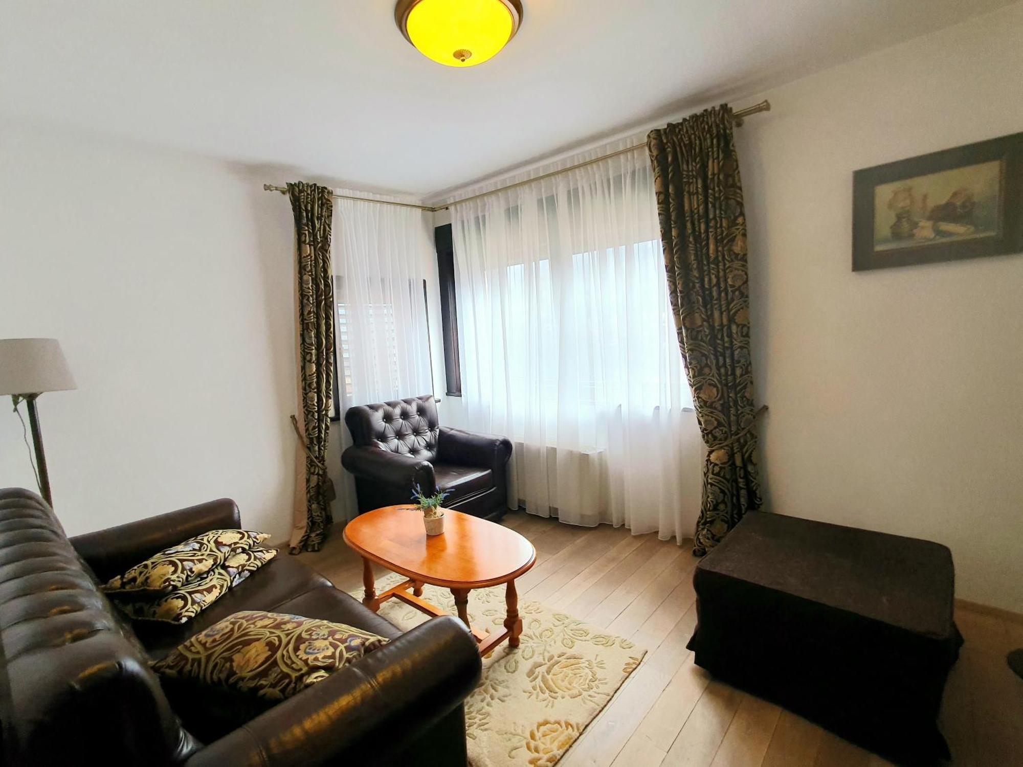 Vila Leonida - Resort Leonida Buşteni Buitenkant foto