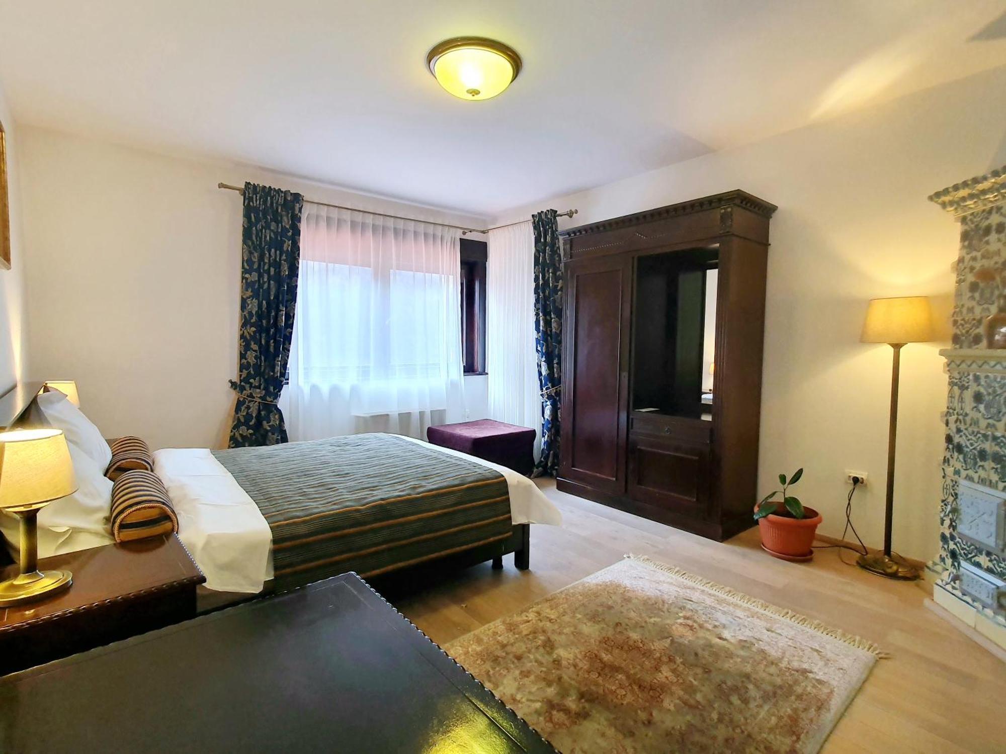Vila Leonida - Resort Leonida Buşteni Buitenkant foto