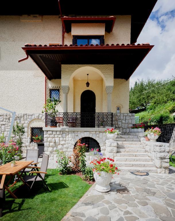 Vila Leonida - Resort Leonida Buşteni Buitenkant foto